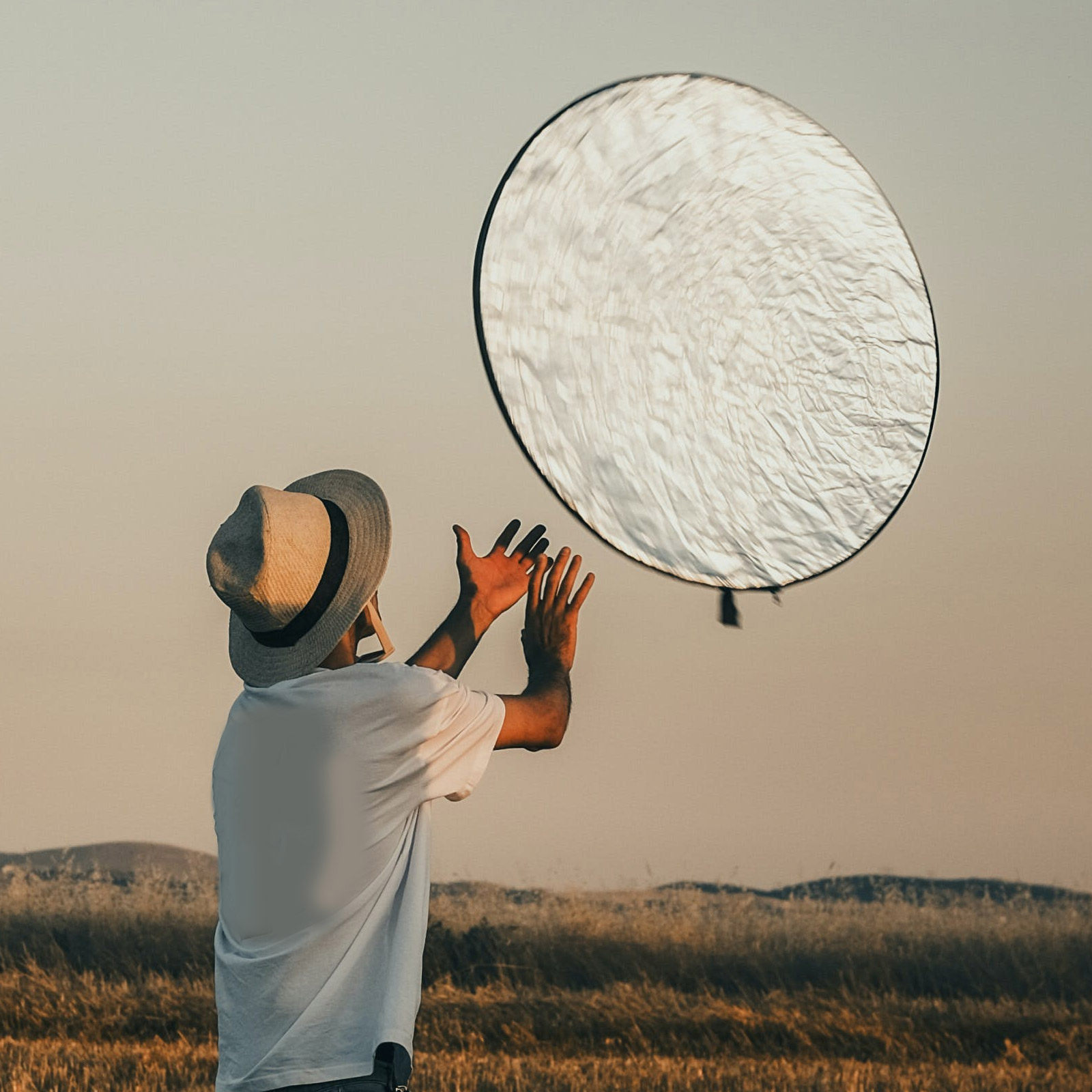 Fotoreflektor, reflektierende  – Lighting In Photography Studio Bewertung und Preis
